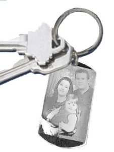 photo engraved in keychain